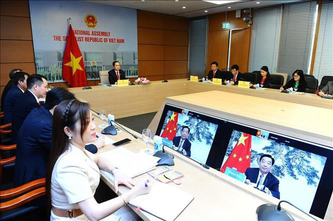 Le Vietnam et la Chine conviennent de mesures pour promouvoir davantage les relations parlementaires ảnh 1 Le Vietnam et la Chine conviennent de mesures pour promouvoir davantage les relations parlementaires ảnh 1