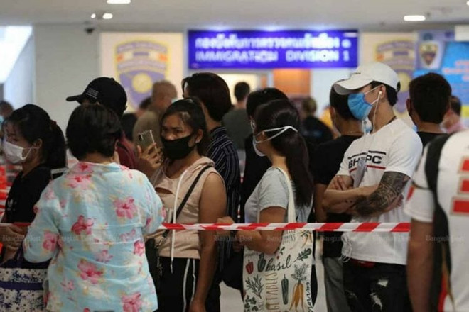 Covid-19 : La Thaïlande réforme la délivrance du permis de travail pour les étrangers ảnh 1 Covid-19 : La Thaïlande réforme la délivrance du permis de travail pour les étrangers ảnh 1