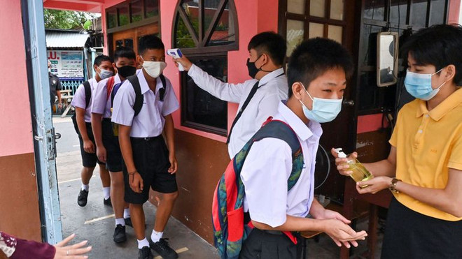 COVID-19: Retour à l’école en Thaïlande et découverte de nouveaux cas en Indonésie et aux Phlippines ảnh 1 COVID-19: Retour à l’école en Thaïlande et découverte de nouveaux cas en Indonésie et aux Phlippines ảnh 1