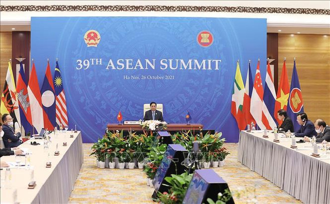 Le Vietnam participe aux sommets de l'ASEAN de manière proactive, active et responsable ảnh 2 Le Vietnam participe aux sommets de l'ASEAN de manière proactive, active et responsable ảnh 2