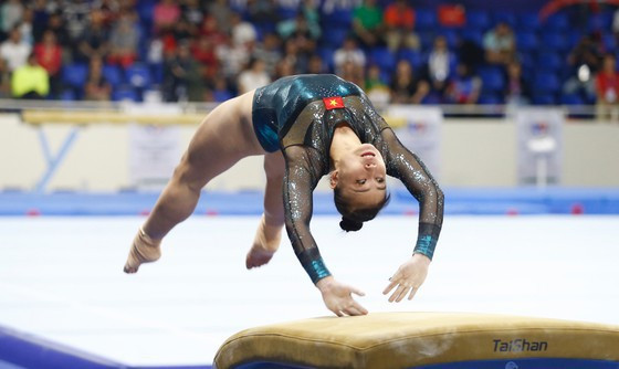 Le Vietnam aux Championnats du monde de gymnastique artistique 2021 ảnh 2