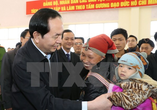 Le président Trân Dai Quang offre des cadeaux du Têt aux démunis de Lao Cai ảnh 1 Le président Trân Dai Quang offre des cadeaux du Têt aux démunis de Lao Cai ảnh 1