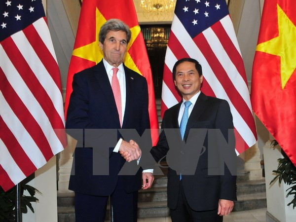 Le secrétaire d’Etat des Etats-Unis John Kerry en visite au Vietnam ảnh 1 Le secrétaire d’Etat des Etats-Unis John Kerry en visite au Vietnam ảnh 1