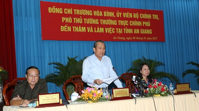 Le vice-Premier ministre Truong Hoa Binh en tournée de travail à An Giang ảnh 1 Le vice-Premier ministre Truong Hoa Binh en tournée de travail à An Giang ảnh 1