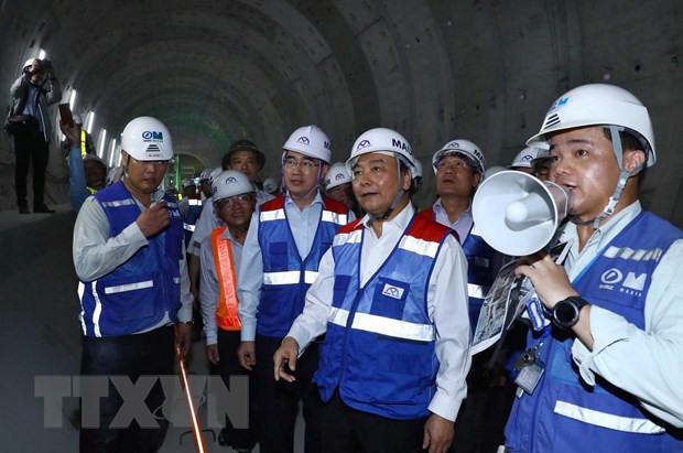 Le Premier ministre se rend sur le chantier de la ligne de métro à HCM-Ville ảnh 1 Le Premier ministre se rend sur le chantier de la ligne de métro à HCM-Ville ảnh 1