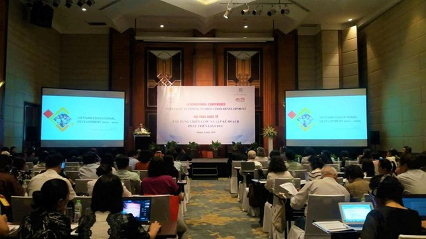 Un vice-ministre de l'Education partage la vision de l'éducation au Vietnam ảnh 3 Un vice-ministre de l'Education partage la vision de l'éducation au Vietnam ảnh 3