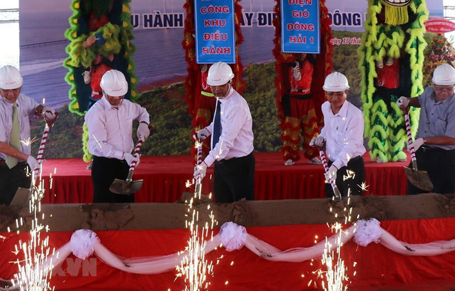 Construction d'une centrale éolienne à Bac Lieu ảnh 1 Construction d'une centrale éolienne à Bac Lieu ảnh 1