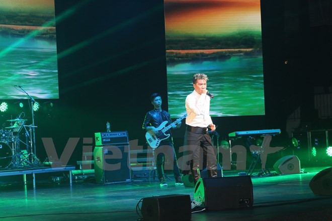 Soirée artistique "Les mélodies d’amours" à Prague ảnh 1 Soirée artistique "Les mélodies d’amours" à Prague ảnh 1