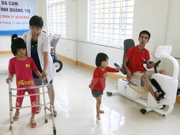 D'anciens combattants américains en visite au Vietnam ảnh 1