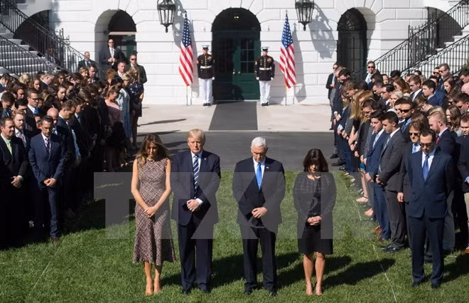 Fusillade de Las Vegas : condoléances au président américain ảnh 1 Fusillade de Las Vegas : condoléances au président américain ảnh 1