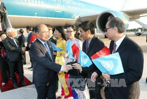 Le président de l’AN Nguyen Sinh Hung arrive à New York ảnh 2 Le président de l’AN Nguyen Sinh Hung arrive à New York ảnh 2