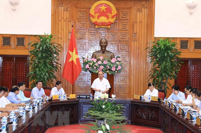 Le Premier ministre travaille avec les autorités de Ninh Thuan ảnh 1 Le Premier ministre travaille avec les autorités de Ninh Thuan ảnh 1