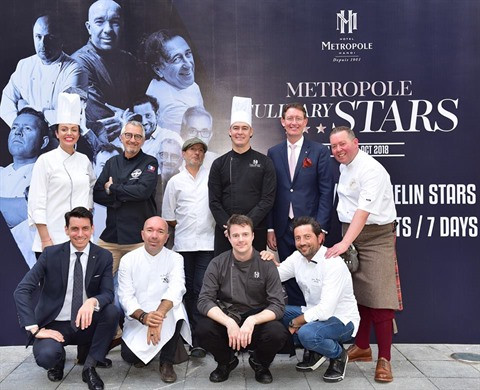 À Hanoi, 13 chefs de renom offrent un spectacle haut en couleur ảnh 1 À Hanoi, 13 chefs de renom offrent un spectacle haut en couleur ảnh 1