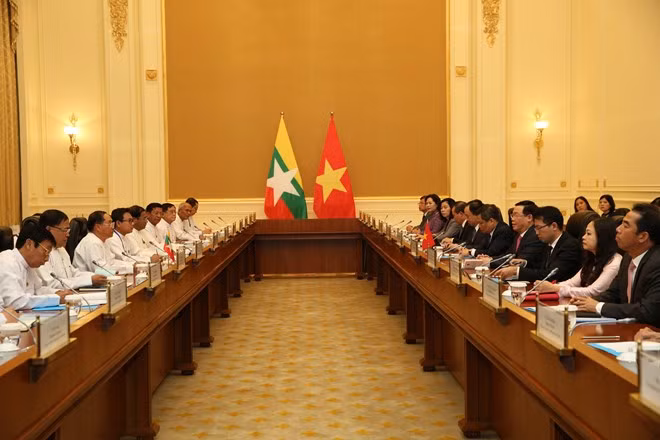 Le Vietnam souhaite développer ses relations avec le Myanmar ảnh 1