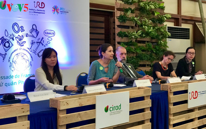 Un projet pour étudier la pollution plastique au Vietnam ảnh 1 Un projet pour étudier la pollution plastique au Vietnam ảnh 1