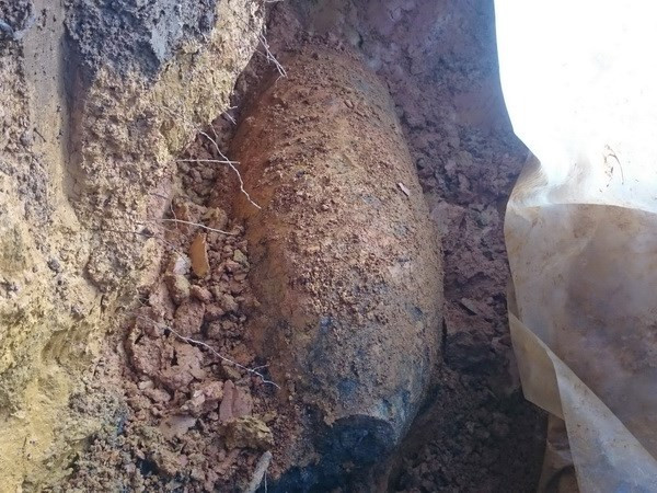 Une bombe de près de 300 kg découverte à Dak Nong ảnh 1 Une bombe de près de 300 kg découverte à Dak Nong ảnh 1