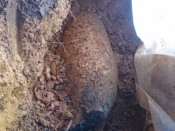 Une bombe de près de 300 kg découverte à Dak Nong ảnh 1