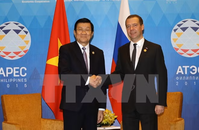 Le président du Vietnam rencontre le PM russe à Manille ảnh 1