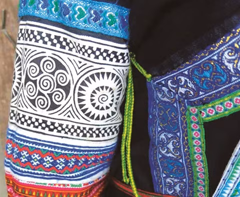 Des traits culturels originaux de l’ethnie Bô Y ảnh 3