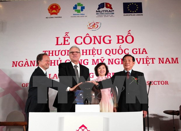 Artisanat : le Vietnam se dote d’un label national "Vietcraft Excellence" ảnh 1 Artisanat : le Vietnam se dote d’un label national "Vietcraft Excellence" ảnh 1