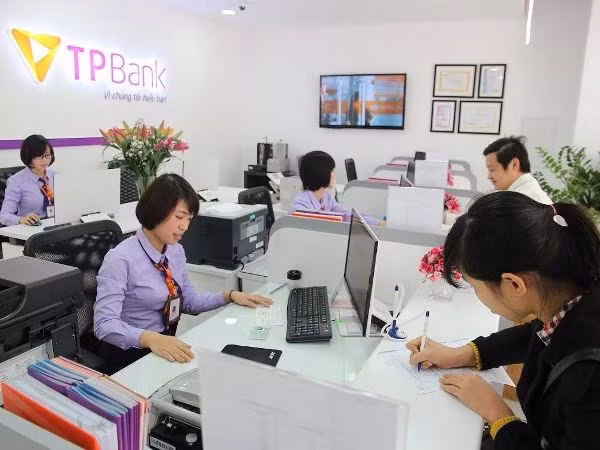 L'IFC augmente le plafond des crédits pour la banque Tien Phong ảnh 1