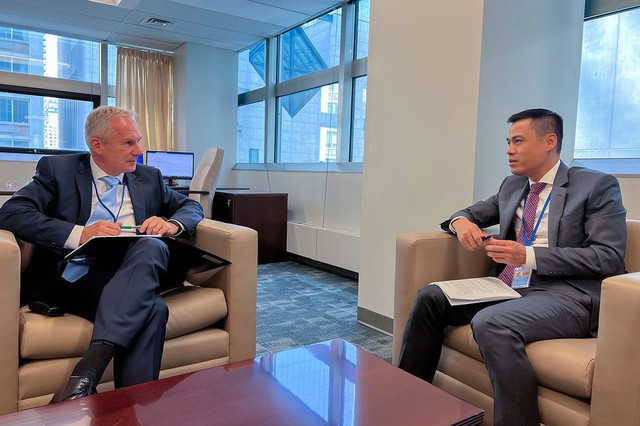 Le Vietnam discute des priorités avec le président de la 77e session de l’AGNU ảnh 1 Le Vietnam discute des priorités avec le président de la 77e session de l’AGNU ảnh 1