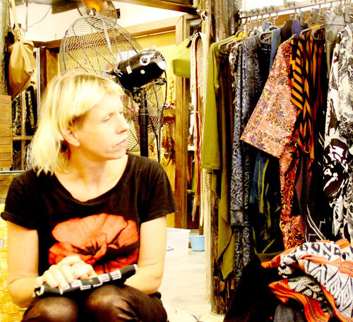 La belle histoire belge de la brocatelle Co Tu ảnh 1 La belle histoire belge de la brocatelle Co Tu ảnh 1