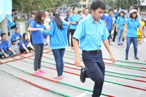 Plus de 1.000 jeunes au Festival culturel des ethnies du Vietnam ảnh 2