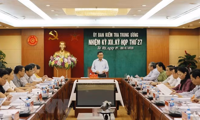 La 27e réunion de la Commission de contrôle du Comité central du Parti ảnh 1