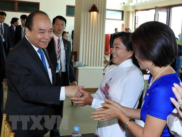 Le PM Nguyen Xuan Phuc rencontre la communauté des Cambodgiens d’origine vietnamienne ảnh 1 Le PM Nguyen Xuan Phuc rencontre la communauté des Cambodgiens d’origine vietnamienne ảnh 1