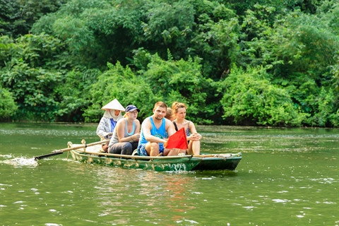 Le tourisme, atout économique de la province de Ninh Binh ảnh 3 Le tourisme, atout économique de la province de Ninh Binh ảnh 3
