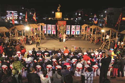 "Le bài choi, une création des Vietnamiens du Centre" ảnh 2 "Le bài choi, une création des Vietnamiens du Centre" ảnh 2