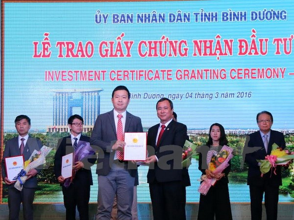 Binh Duong: 695 millions de dollars d'investissements depuis début 2016 ảnh 1 Binh Duong: 695 millions de dollars d'investissements depuis début 2016 ảnh 1
