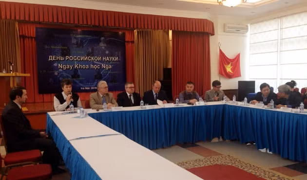 Célébration de la Journée de la Science de Russie à Hanoi ảnh 1 Célébration de la Journée de la Science de Russie à Hanoi ảnh 1