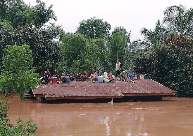 Barrage effondré au Laos: les Vietnamiens sont en toute sécurité ảnh 1 Barrage effondré au Laos: les Vietnamiens sont en toute sécurité ảnh 1