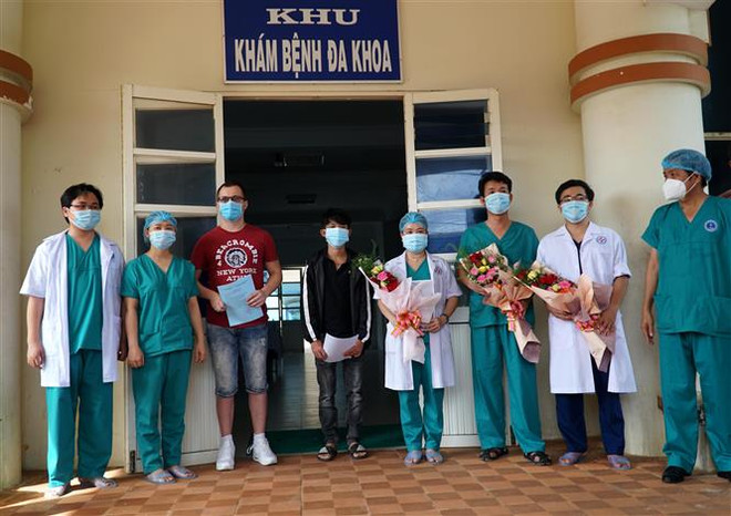 COVID-19 : trois nouveaux patients à Quang Ngai et à Da Nang sont guéris ảnh 1 COVID-19 : trois nouveaux patients à Quang Ngai et à Da Nang sont guéris ảnh 1
