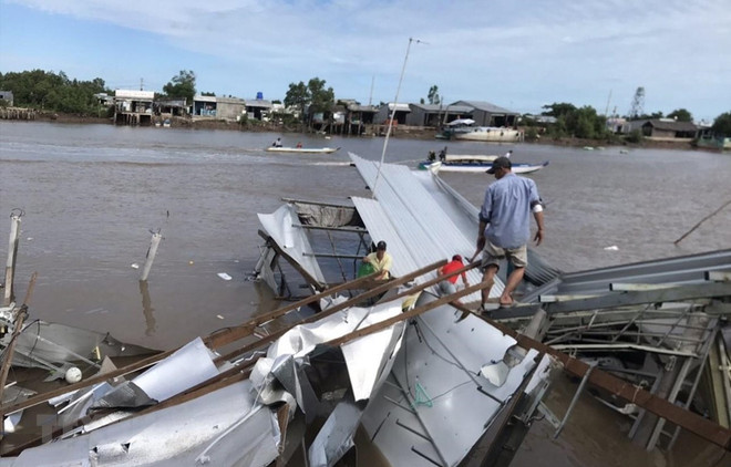 Ca Mau : Une centaine de maisons endommagées par des pluies torrentielles ảnh 1