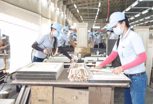 Binh Duong : 1,5 milliard de dollars d'excédent commercial au premier trimestre ảnh 1
