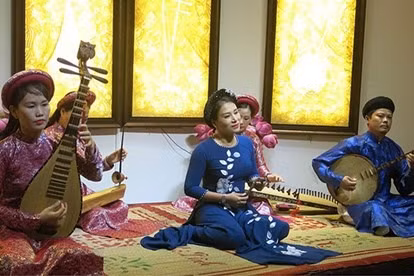 Intégration du chant de Huê dans l’enseignement scolaire ảnh 1