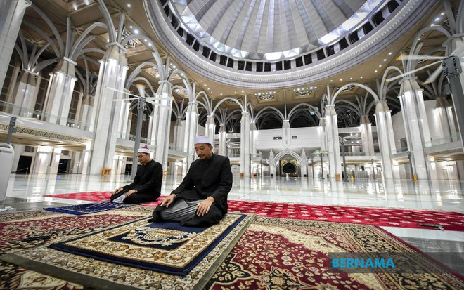 COVID-19: Allègement des restrictions de rassemblement religieux en Malaisie ảnh 1 COVID-19: Allègement des restrictions de rassemblement religieux en Malaisie ảnh 1