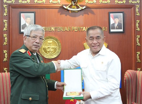 Vietnam-Indonésie : rencontre entre dirigeants de sécurité et de défense ảnh 1 Vietnam-Indonésie : rencontre entre dirigeants de sécurité et de défense ảnh 1
