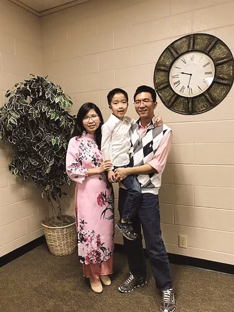 Une professeure vietnamienne à l’Université de l’Oklahoma ảnh 2