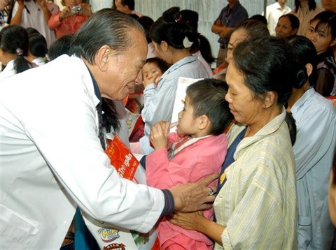 Adieu à Nguyên Tài Thu, grande figure de l'acupuncture ảnh 2