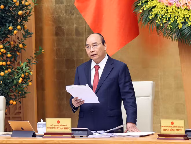 COVID-19 : commencer au plus tôt la campagne de vaccination ảnh 1