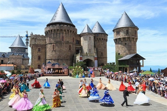 Des espoirs pour le tourisme après des jours sombres dus au COVID-19 ảnh 1 Des espoirs pour le tourisme après des jours sombres dus au COVID-19 ảnh 1