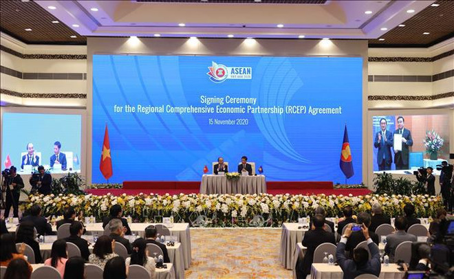 13e Congrès national du Parti: un chercheur singapourien impressionné par les succès du Vietnam ảnh 2 13e Congrès national du Parti: un chercheur singapourien impressionné par les succès du Vietnam ảnh 2