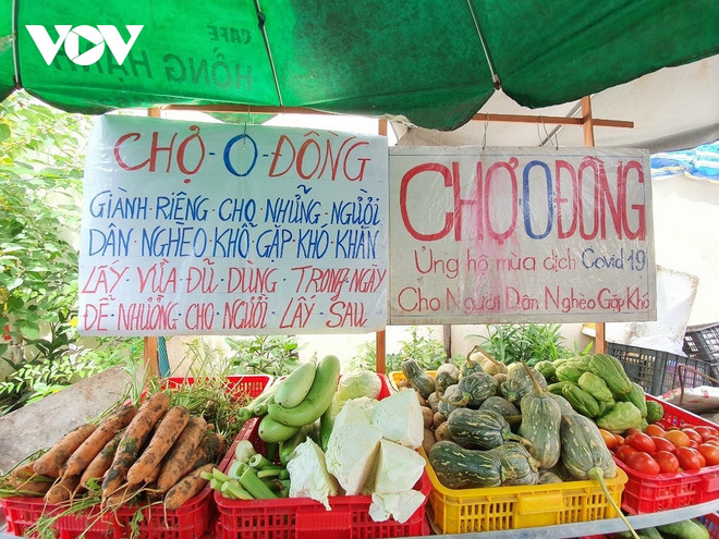 Des «magasins à zéro dông» pour les personnes déshéritées à Cân Tho ảnh 2