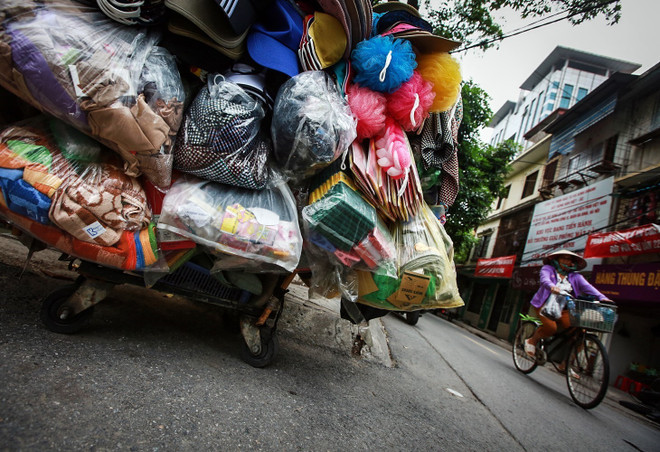 Vers la création d'une alliance de supermarchés pour minimiser la consommation de sacs en plastique ảnh 1 Vers la création d'une alliance de supermarchés pour minimiser la consommation de sacs en plastique ảnh 1