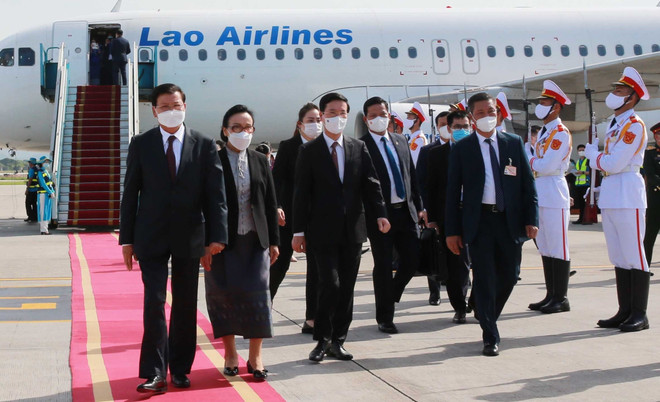 La presse lao apprécie la visite d'amitié officielle au Vietnam du SG du Parti et président lao ảnh 1 La presse lao apprécie la visite d'amitié officielle au Vietnam du SG du Parti et président lao ảnh 1