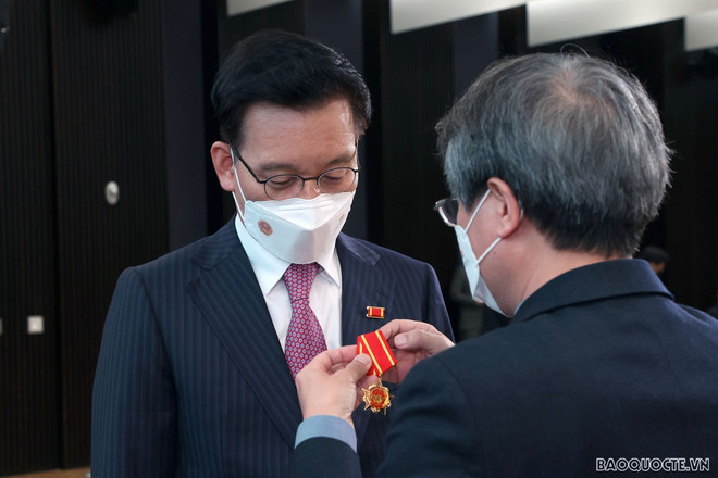 Le président du groupe sud-coréen Hoban à l’honneur ảnh 1